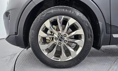 Kia Sorento 2018, 69013 км, за 13551.04 USD