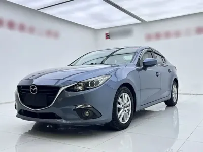 Mazda 3 Axela · 2015 год