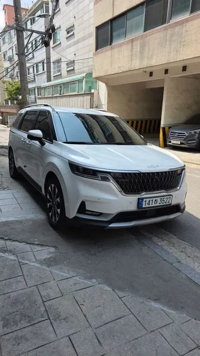 Kia Canival · 2023 год
