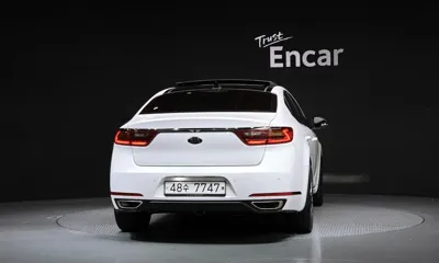 Kia K7 2018, 74179 км, за 11189.18 USD