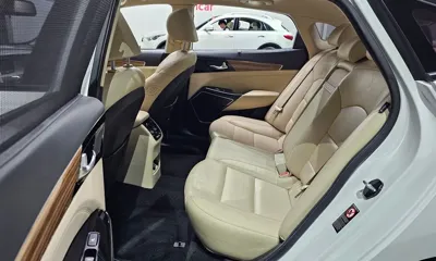 Kia K7 2018, 74179 км, за 11181.17 USD - фото 11