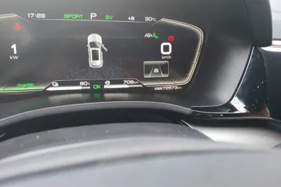 BYD Song PLUS New Energy 2021, 72500 км, за 12154 USD - фото 12