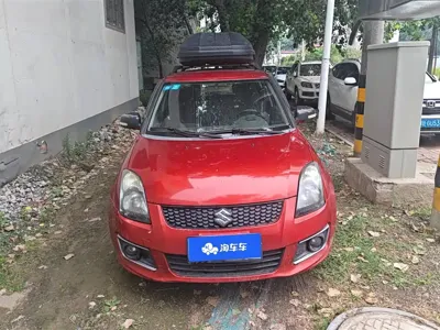 Suzuki Swift 2016, 97000 км, за 2656.06 USD