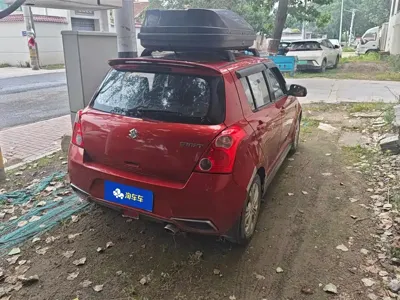 Suzuki Swift 2016, 97000 км, за 2656.06 USD