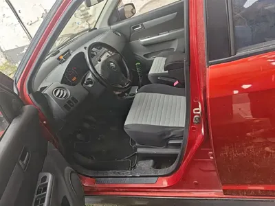 Suzuki Swift 2016, 97000 км, за 2656.06 USD - фото 9