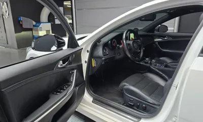 Kia Stinger 2019, 72262 км, за 12209.53 USD - фото 10