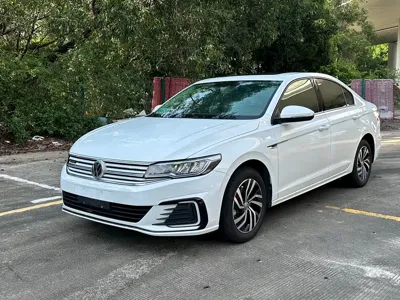 Volkswagen Bora EV · 2020 год