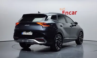 Kia Sportage 2023, 31925 км, за 18183.01 USD