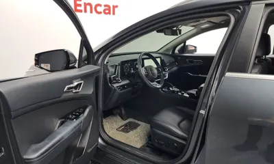 Kia Sportage 2023, 31925 км, за 18183.01 USD - фото 10