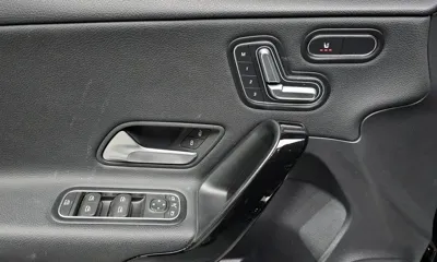 Mercedes-Benz A-Class 2020, 51926 км, за 12884.04 USD - фото 18