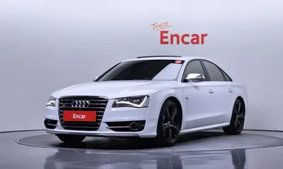Audi S8 · 2014 год