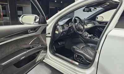 Audi S8 2014, 153081 км, за 17120.58 USD - фото 10