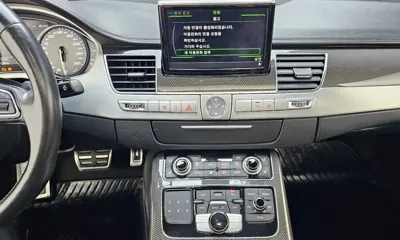 Audi S8 2014, 153081 км, за 17120.58 USD - фото 14