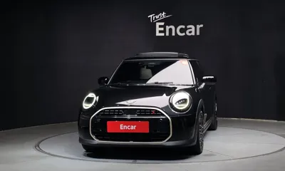 MINI Cooper 2025, 24081 км, за 20283.58 USD
