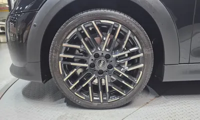 MINI Cooper 2025, 24081 км, за 20283.58 USD