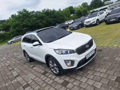 Kia Sorento 2015, 216212 км, за 5534.93 USD