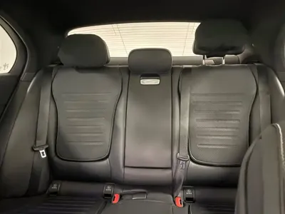 Mercedes-Benz C-Class 2022, 68800 км, за 23219.09 USD - фото 9