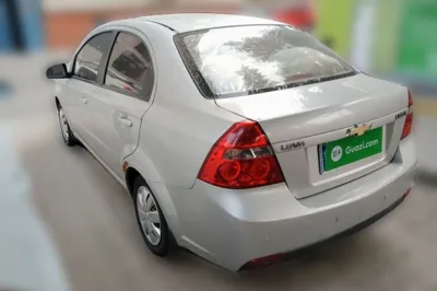 Chevrolet Lova 2009, 110000 км, за 2467 USD