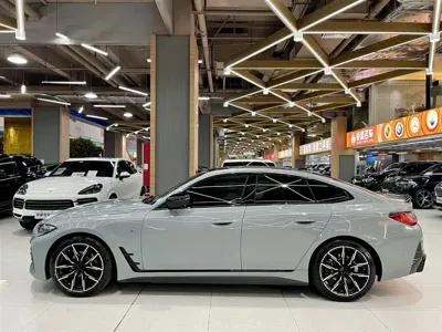 BMW 4 Series 2023, 52000 км, за 28911.49 USD