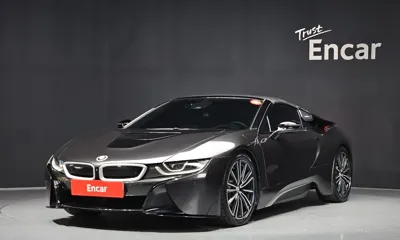 BMW i8 · 2019 год