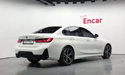 BMW 3-Series 2023, 53372 км, за 26046.74 USD