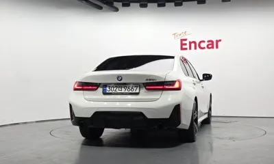 BMW 3-Series 2023, 53372 км, за 26046.74 USD