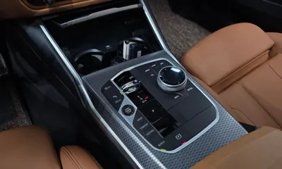 BMW 3-Series 2023, 53372 км, за 26046.74 USD - фото 9