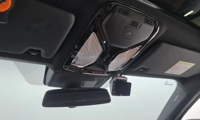 BMW 3-Series 2023, 53372 км, за 26046.74 USD - фото 30