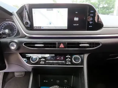 Hyundai Sonata 2023, 21118 км, за 14113.17 USD - фото 13