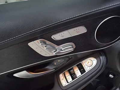 Mercedes-Benz GLC-Class 2022, 13905 км, за 28469.07 USD - фото 6