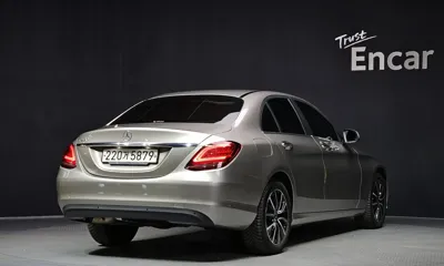 Mercedes-Benz C-Class 2020, 56917 км, за 13285.98 USD
