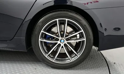 BMW 5-Series 2022, 50329 км, за 26191.41 USD