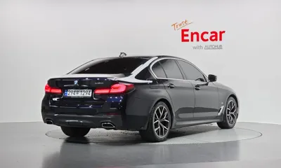 BMW 5-Series 2023, 72376 км, за 27684.17 USD