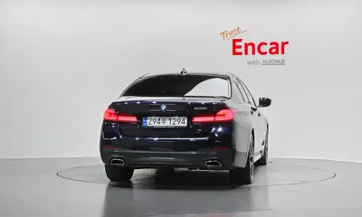 BMW 5-Series 2023, 72376 км, за 27684.17 USD