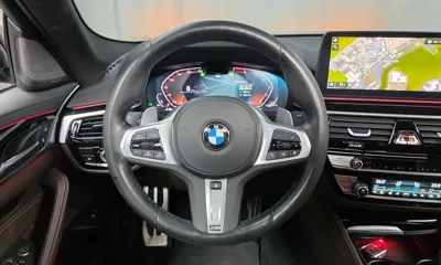 BMW 5-Series 2023, 72376 км, за 27684.17 USD - фото 13