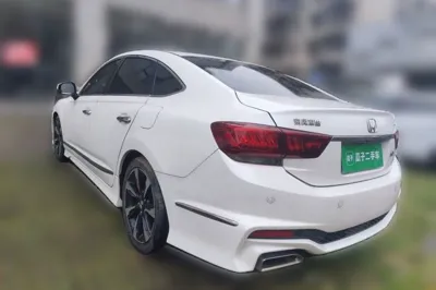 Honda Spirior 2015, 109600 км, за 11494 USD