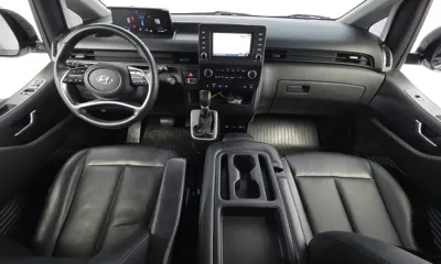 Hyundai Staria 2022, 73899 км, за 18884.48 USD - фото 7