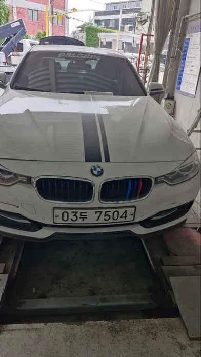 BMW 3-Series · 2014 год