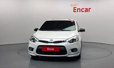 Kia K3 2017, 98429 км, за 5616.12 USD