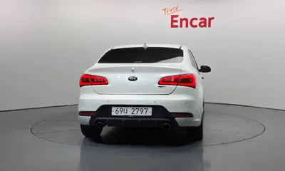 Kia K3 2017, 98429 км, за 5616.12 USD