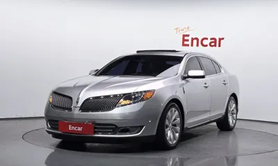 Lincoln MKS · 2013 год