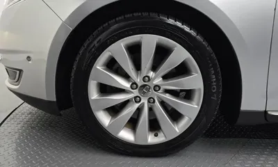 Lincoln MKS 2013, 150078 км, за 2642.38 USD