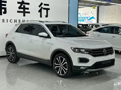 Volkswagen T-Roc 2022, 24000 км, за 17431.68 USD