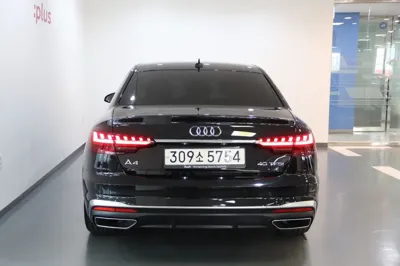 Audi A4 2023, 25231 км, за 17723.51 USD
