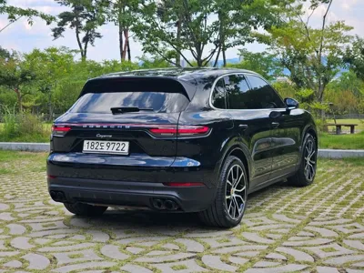 Porsche Cayenne 2020, 83017 км, за 46905.56 USD