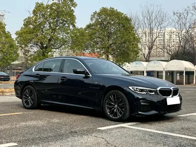 BMW 3 Series 2022, 30000 км, за 21600.52 USD