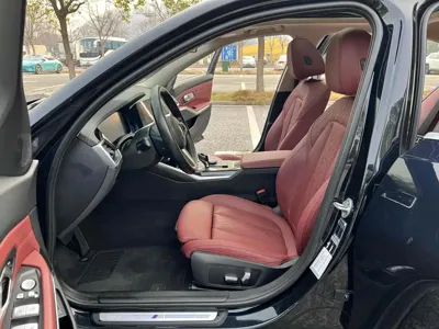 BMW 3 Series 2022, 30000 км, за 21600.52 USD