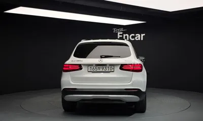 Mercedes-Benz GLC-Class 2018, 160800 км, за 12217.55 USD