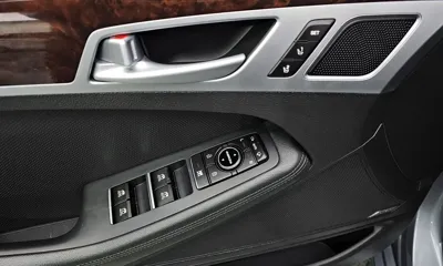 Hyundai Genesis 2015, 171162 км, за 5880.41 USD - фото 12