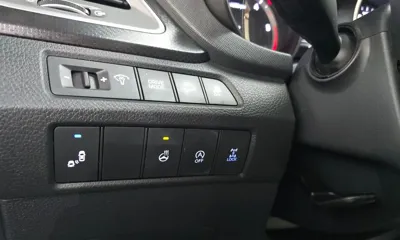Hyundai Santafe 2018, 74694 км, за 9386.9 USD - фото 16